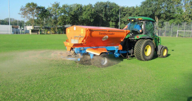 A Beginner’s Guide to Top-Dressing a Lawn